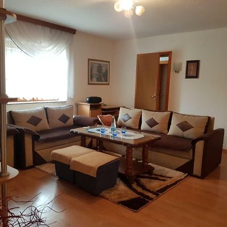 Ferienwohnung Kuca Za Odmor Sarcevic Prozor Exterior foto