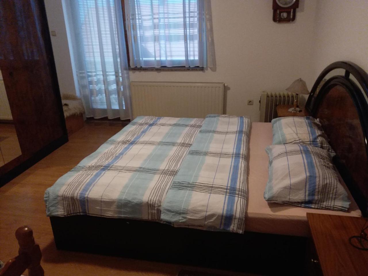 Ferienwohnung Kuca Za Odmor Sarcevic Prozor Exterior foto